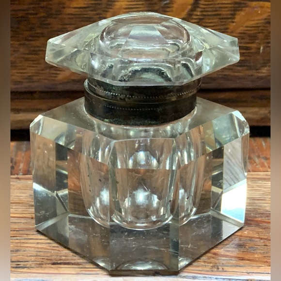 Late 19th Century Antique Metal Cuff Crystal Cut Glass Victorian Era Ink Well - Picture 2 of 16